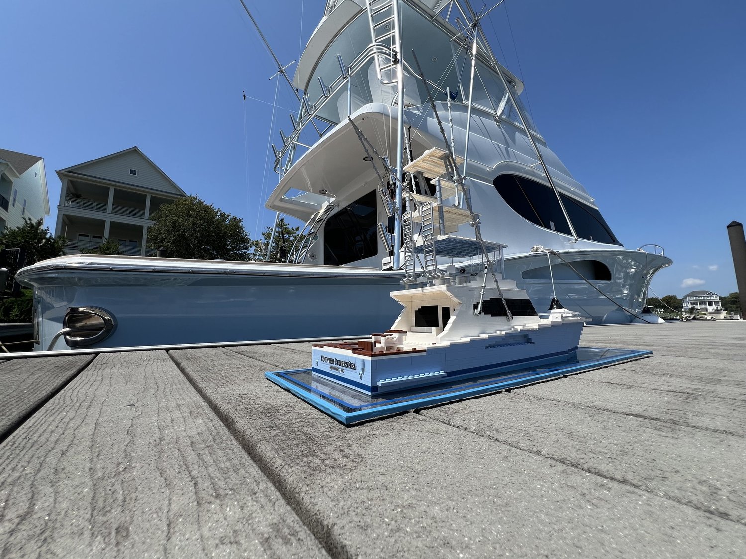 BrickWake custom LEGO® boat replica — build photo 1